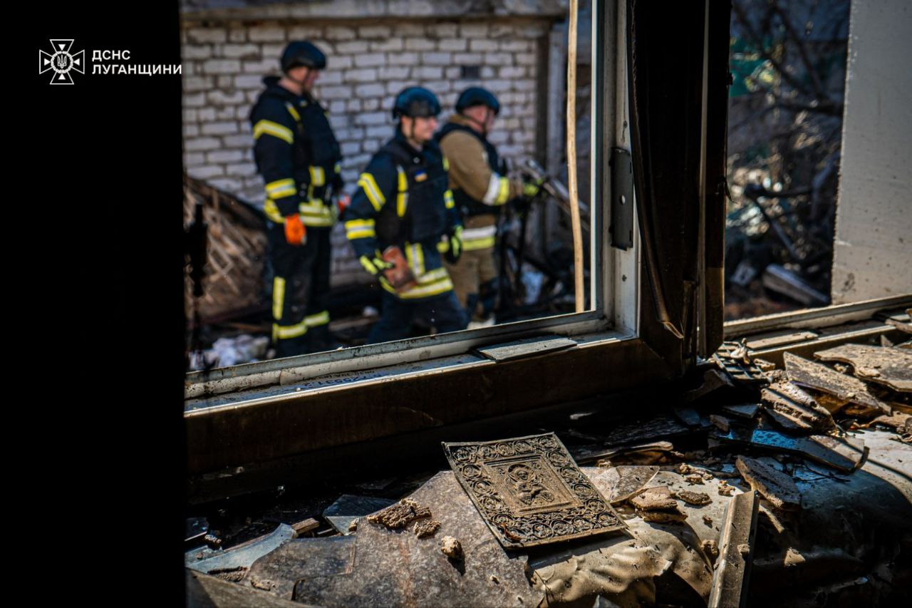 В Харькове завершили разбор завалов на месте попадания российского БпЛА в жилой дом.