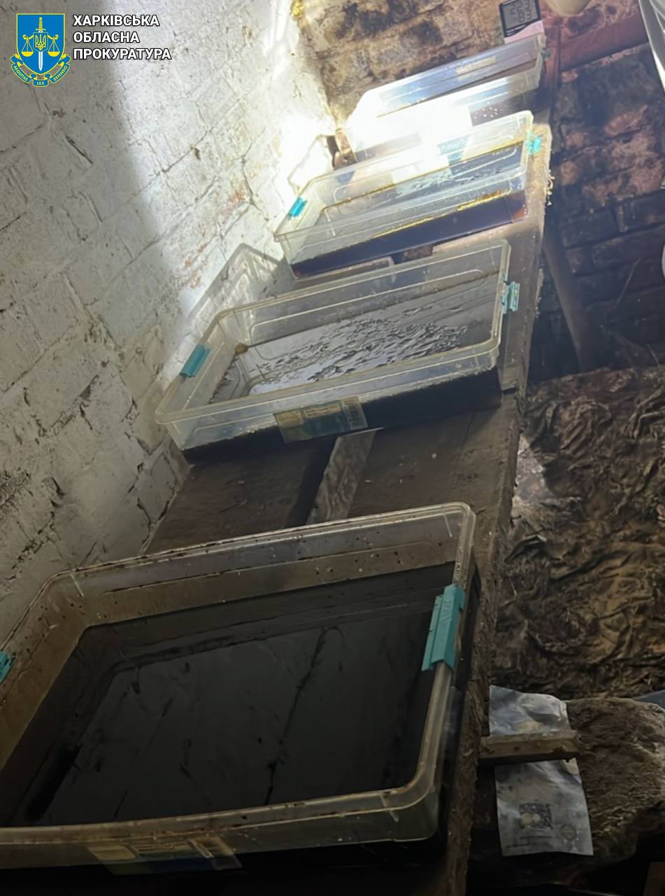 У Харкові ліквідовано масштабну нарколабораторію.