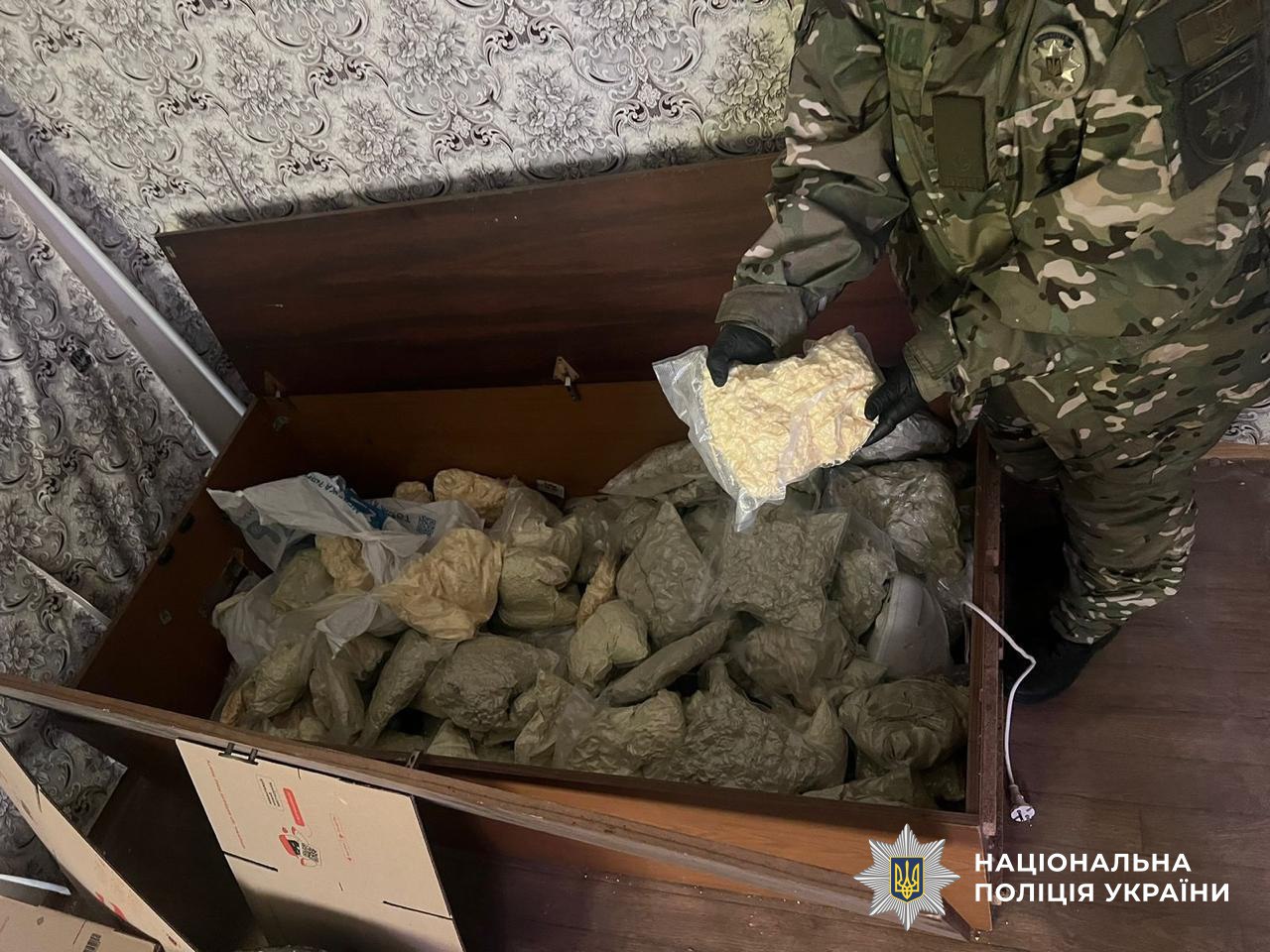 Задержано 66 человек: полиция проводит масштабную операцию по ликвидации наркоочагов в 15 регионах.