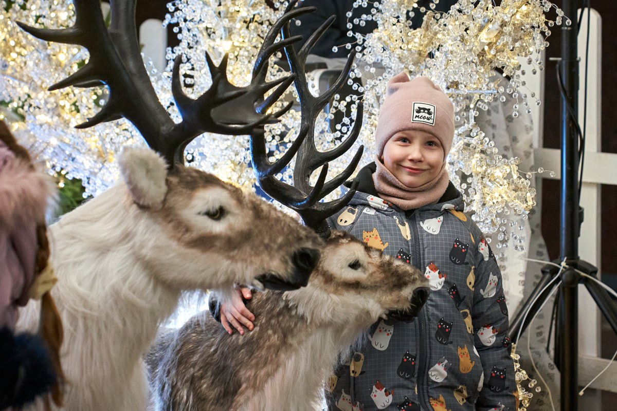 В харьковской подземке открылась резиденция Святого Николая.