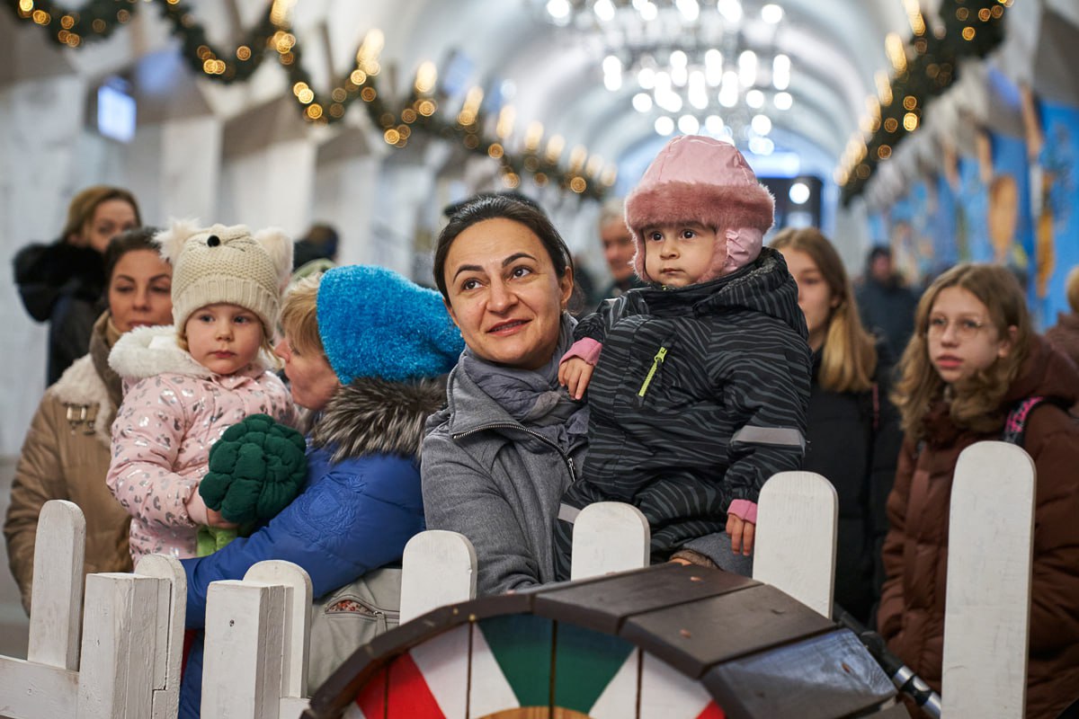 В харьковской подземке открылась резиденция Святого Николая.