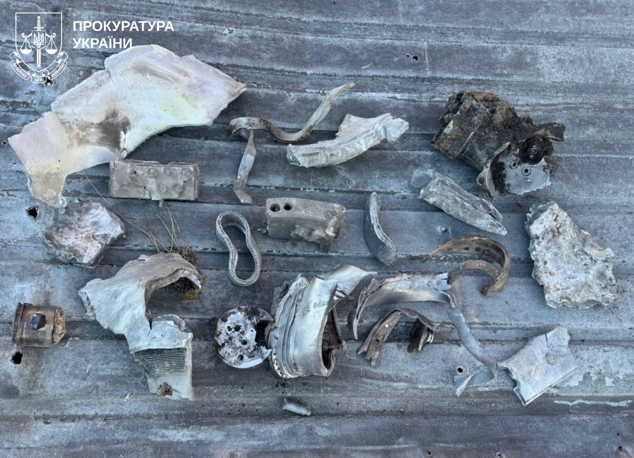 Часть Харькова без отопления из-за массированного ночного обстрела, электротранспорт ходит с перебоями.