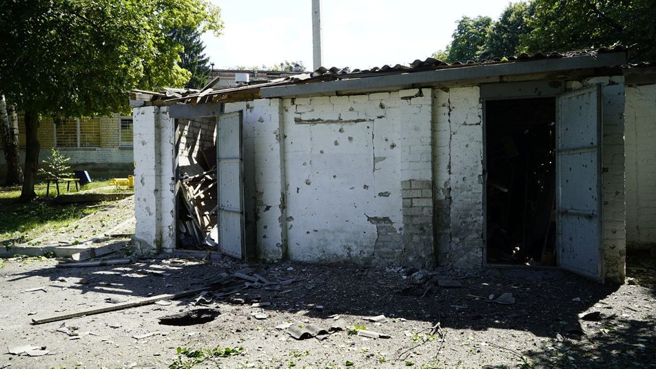 Россияне обстреляли еще одну школу в Харькове.