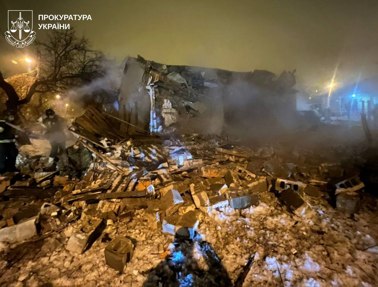 "Искандеры" и шахеды: четыре района Харькова ночью были под ударами, есть пострадавшие.