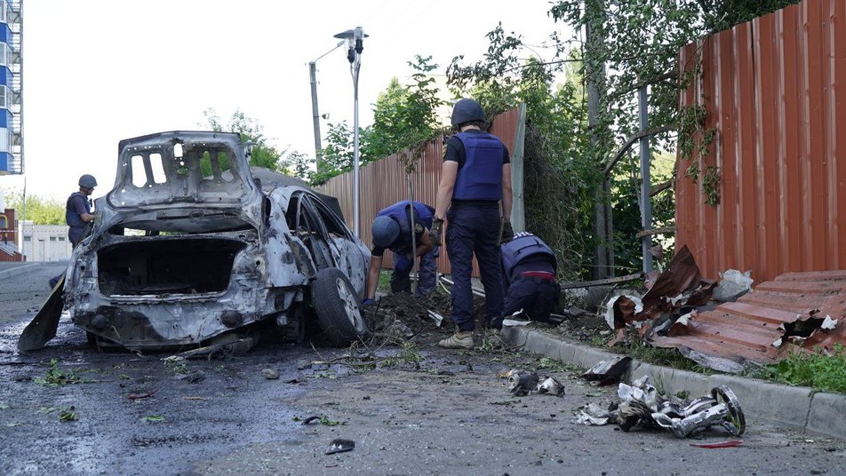 Россияне обстреляли еще одну школу в Харькове.