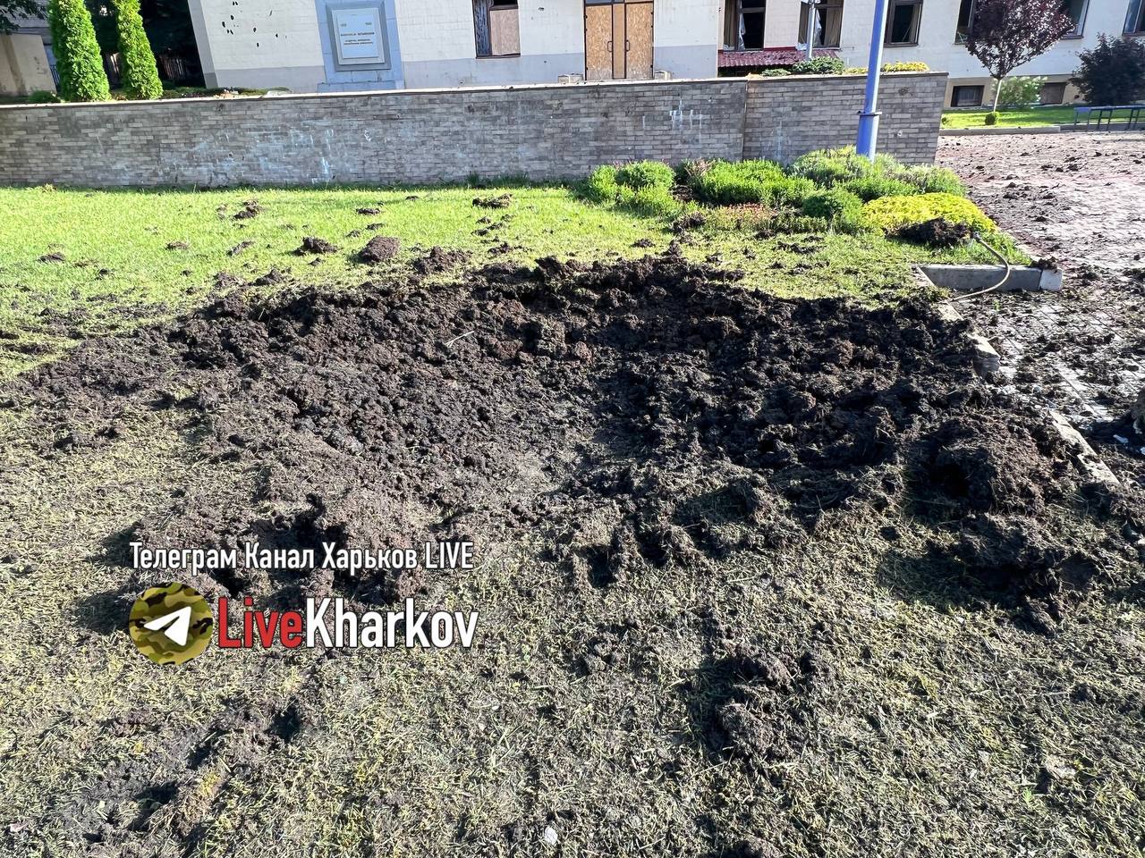 Є поранений: росіяни зранку обстріляли Основ'янський район.