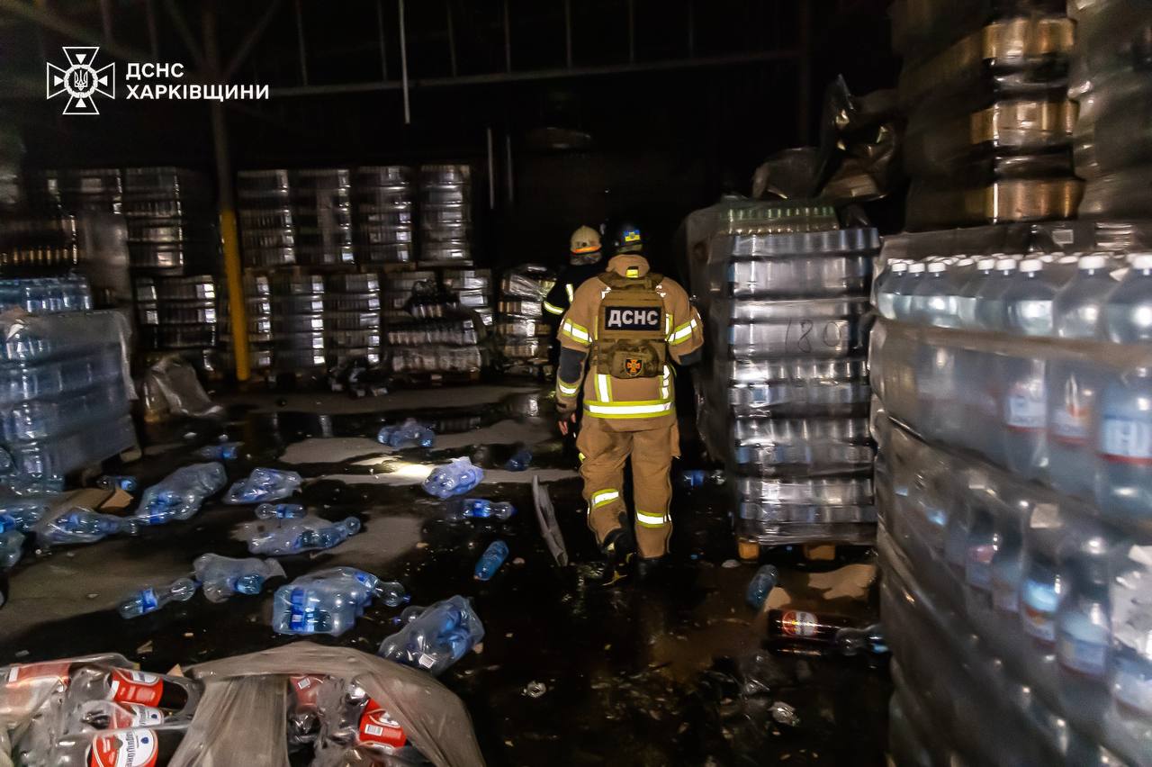 Оккупанты ночью обстреляли пригород Харькова.