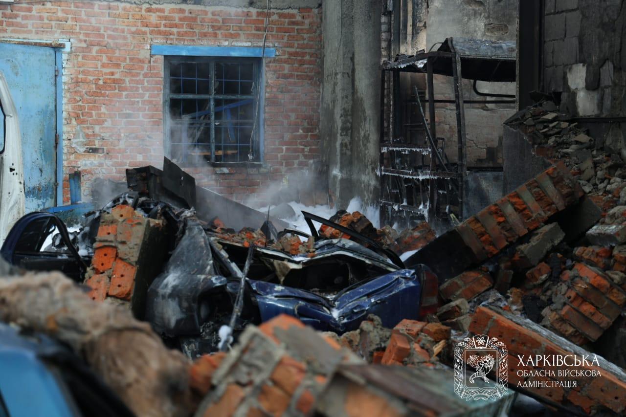 П'ять КАБів по Індустріальному району: на місці обстрілу була масштабна пожежа.