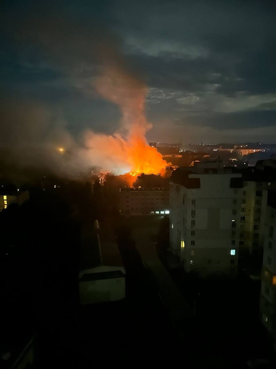 РФ обстреляла Харьков дронами-камикадзе: есть раненый.