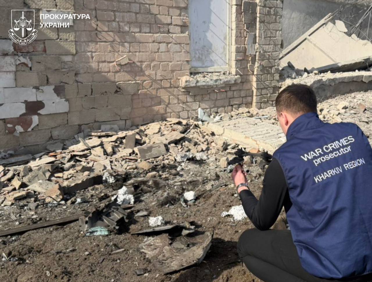 Удары по предприятию и жилой застройке: российские БПЛА атаковали Харьков несколько раз за день.