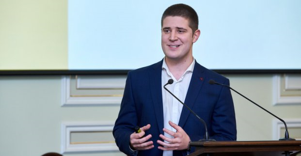 Дмитрий Давыдьянц.