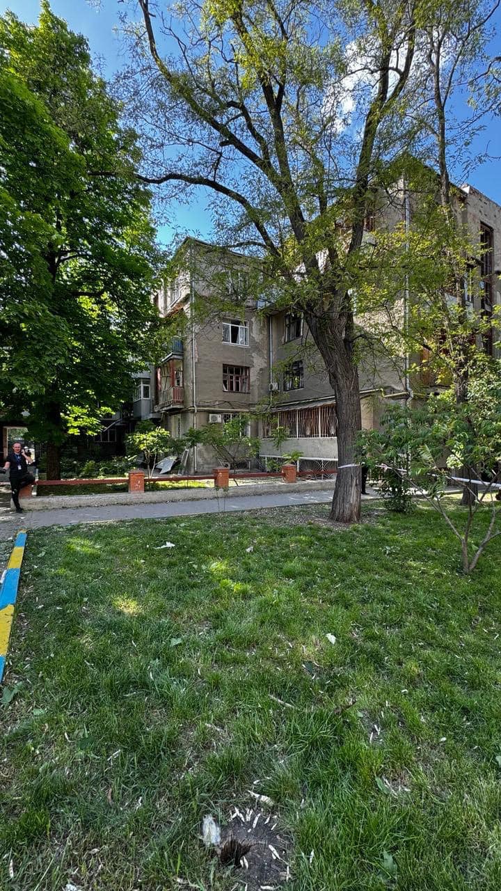 У Великдень окупанти завдали трьох ударів КАБами по центру Харкова.