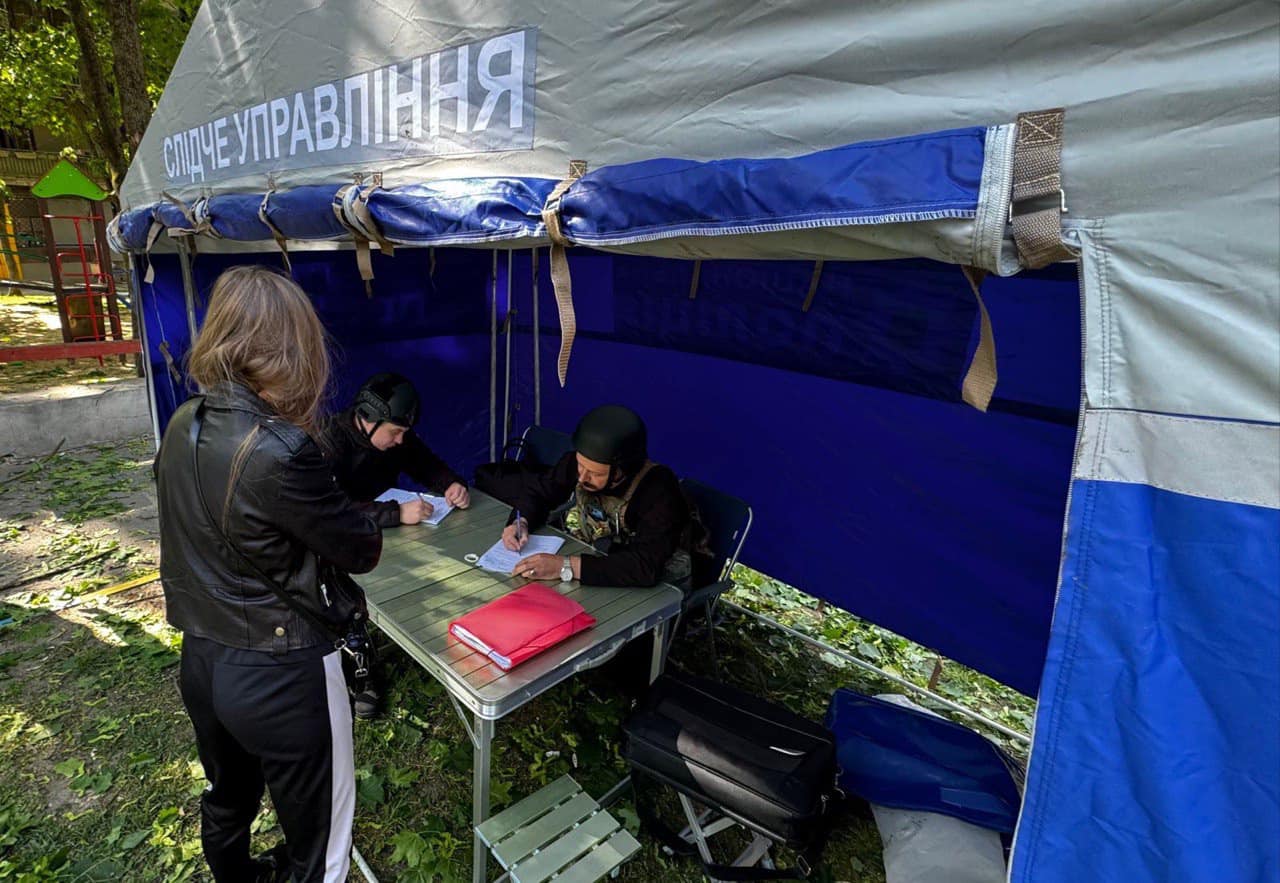 У Великдень окупанти завдали трьох ударів КАБами по центру Харкова.