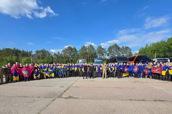 Обмен "1000 на 1000": 59 жителей Харьковской области вернулись из российского плена фото 3 2