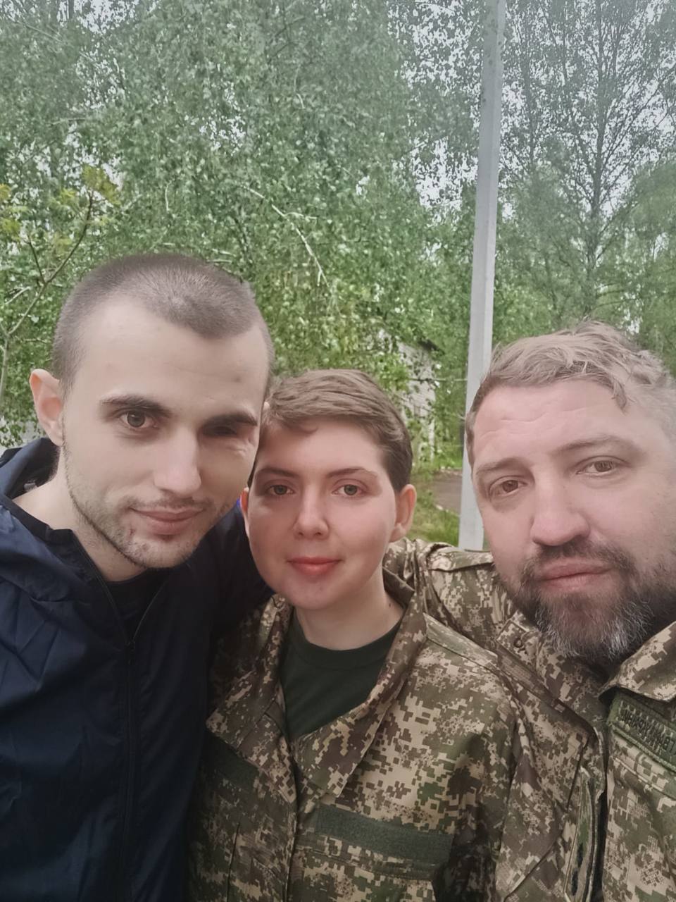 Сім бійців із Харківської області повернулися додому з полону фото 1