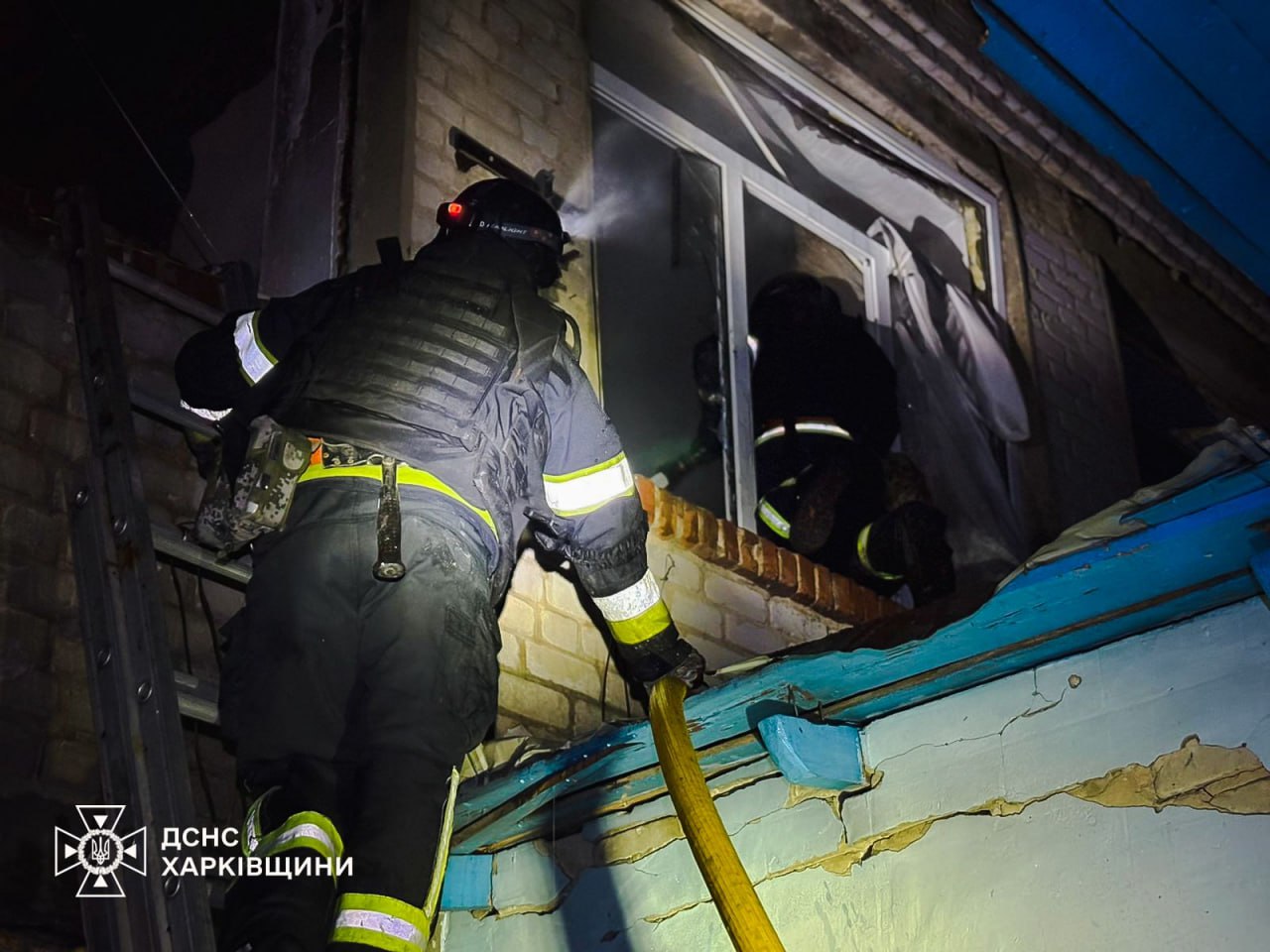 Окупанти вдарили у навчальний заклад у Харківській області (фото) фото 4 3