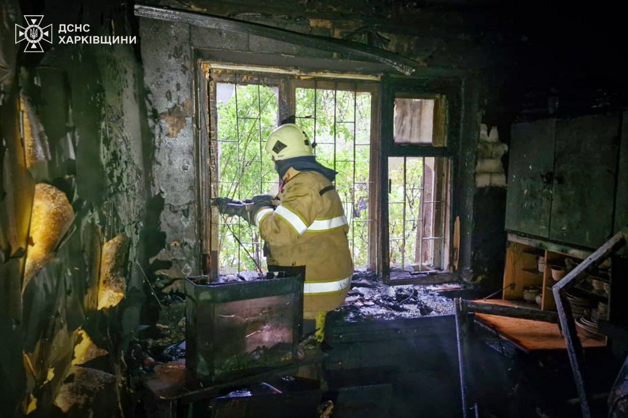 В Харькове во время пожара в квартире погибла женщина.