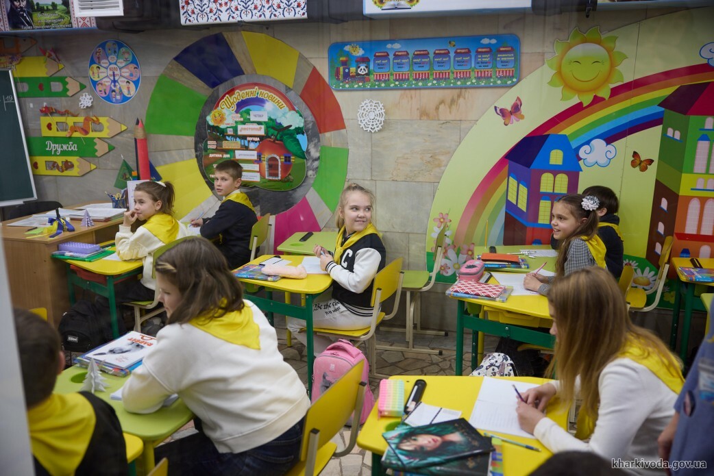 Володимир Зеленський відвідав метрошколу у Харкові.