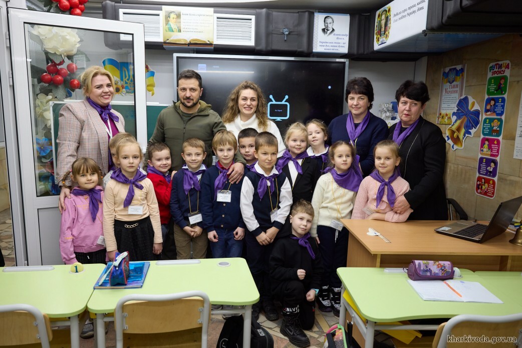 Володимир Зеленський відвідав метрошколу у Харкові.