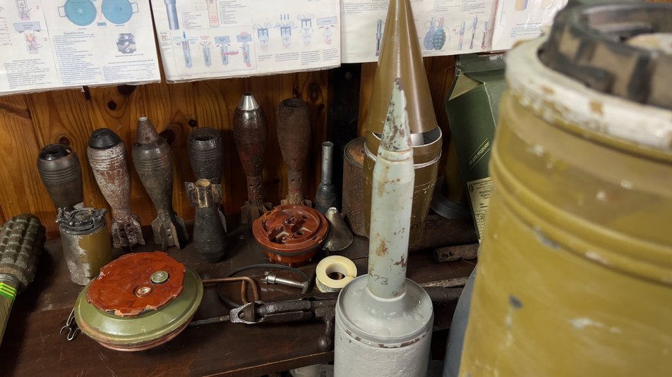 Харьков и Купянск закиданы кассетными минами.