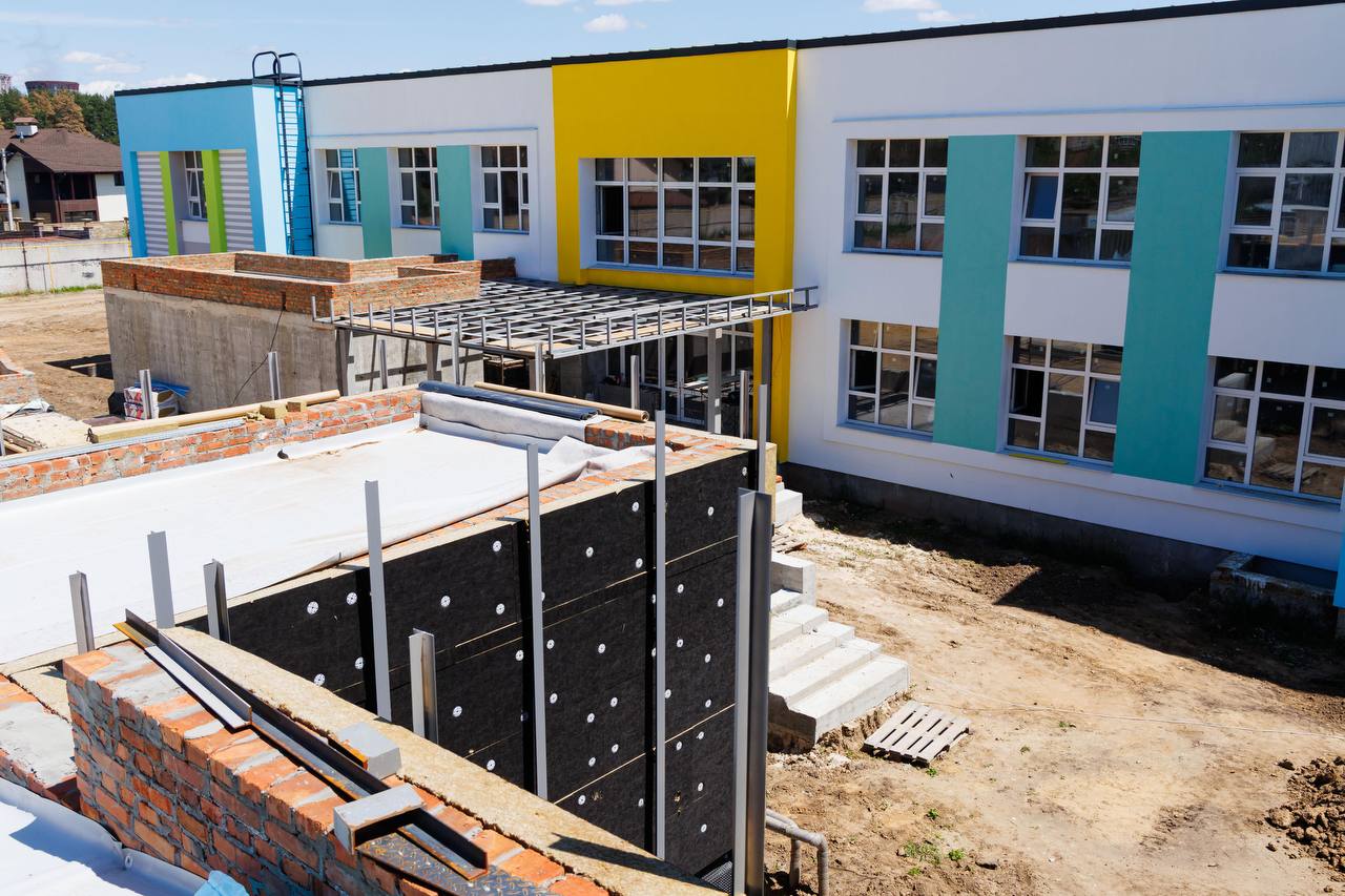 В Харьковской области построят 38 подземных школ — Синегубов.