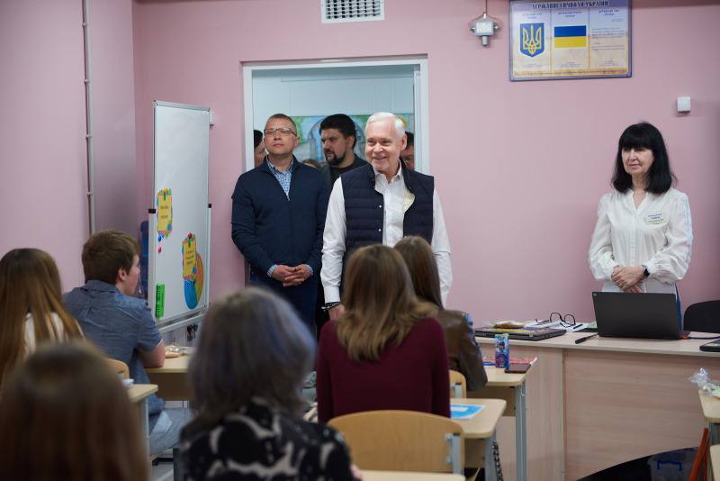 Четвертая в городе: в Шевченковском районе открыли подземную школу.