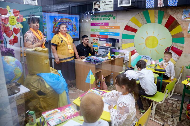 Ще 200 школярів вирішили навчатись у харківській метрошколі.