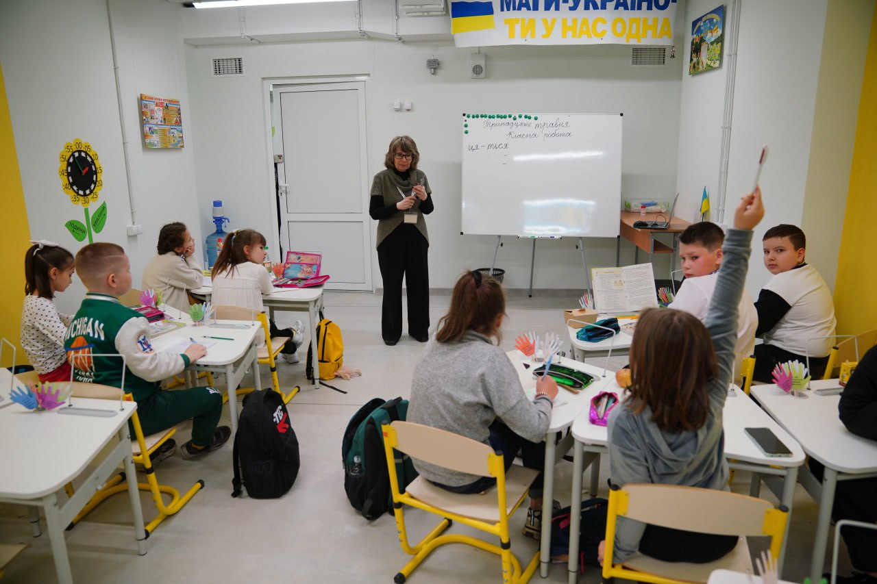 У Харківській підземній школі з понеділка розпочнуться заняття.