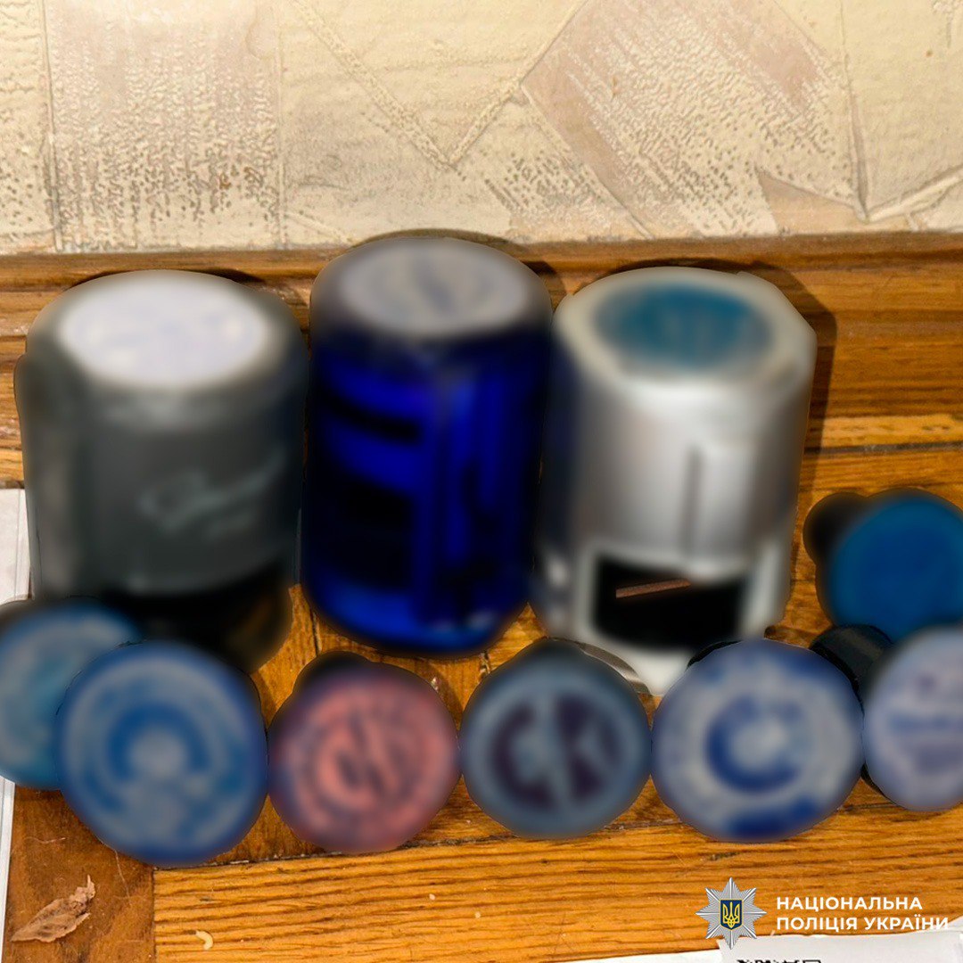 Забирали дома и квартиры умерших: в Украине раскрыли мошенническую схему с недвижимостью.