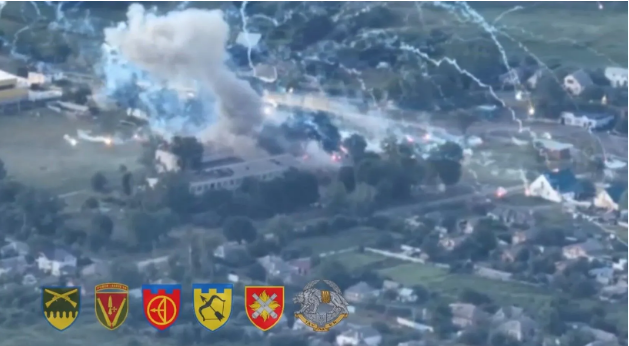 ВСУ под Харьковом уничтожили танки, МТ-ЛБ и КамАЗ оккупантов.