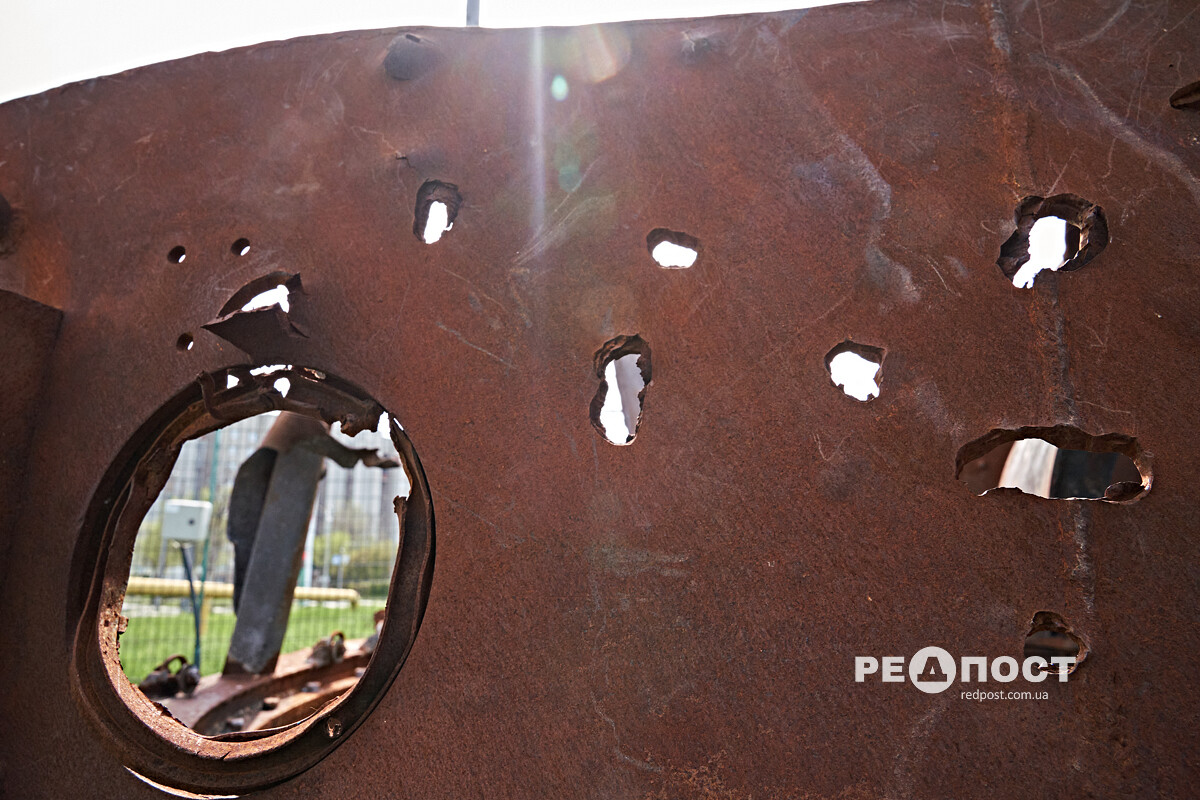 У Харкові відкрито виставку захопленої російської техніки.