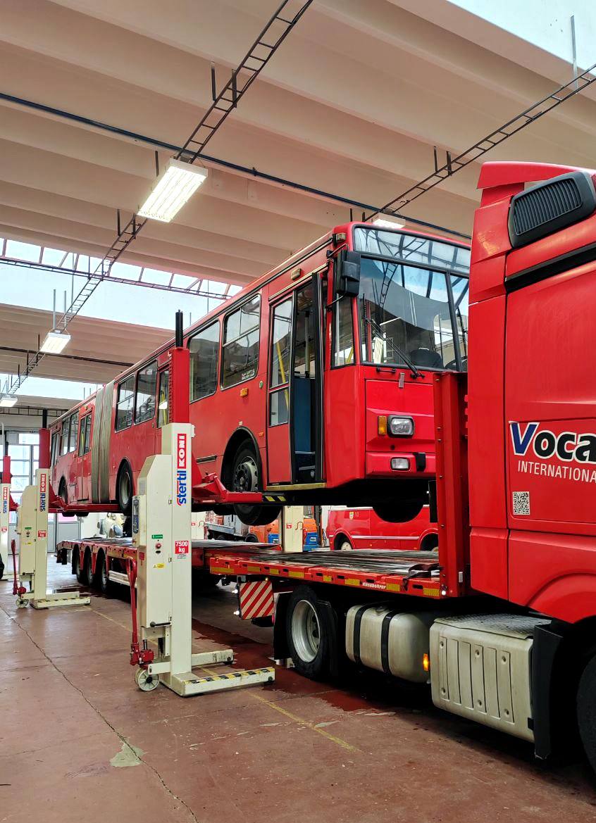 Харків отримав нову партію багатосекційних трамваїв.