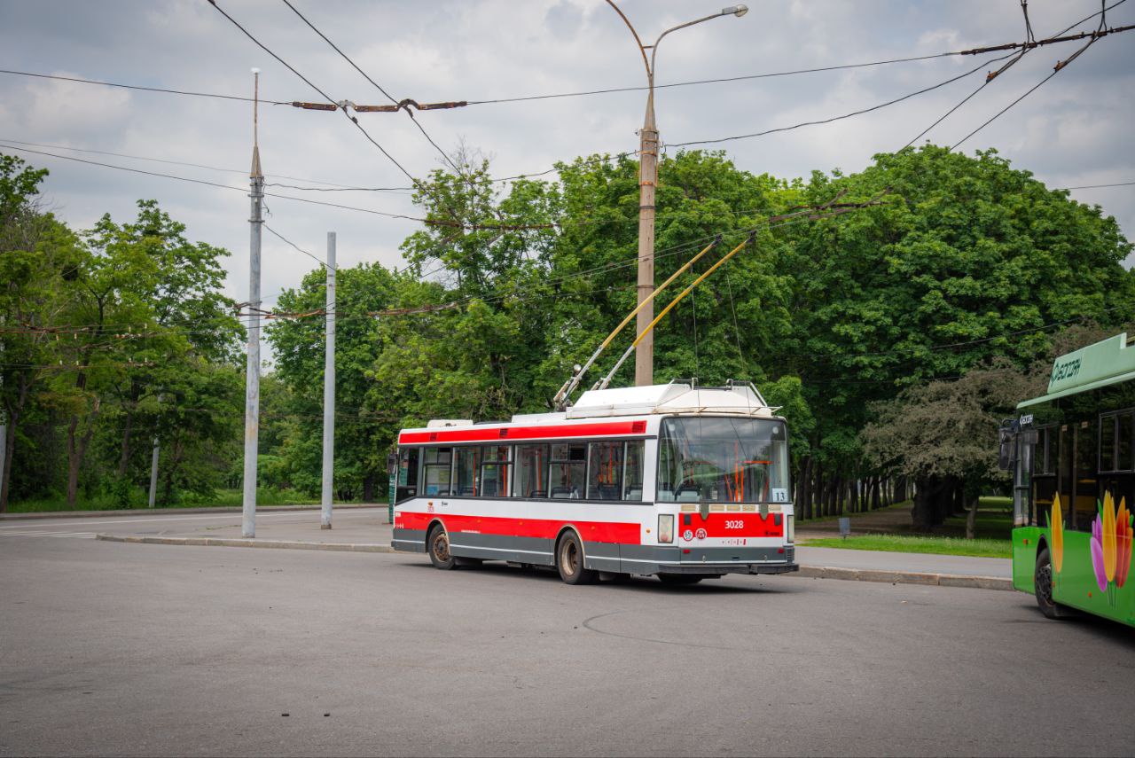 У Харкові розпочали курсувати чеські тролейбуси Škoda 21Tr.