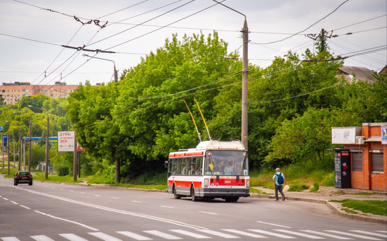 У Харкові розпочали курсувати чеські тролейбуси Škoda 21Tr.