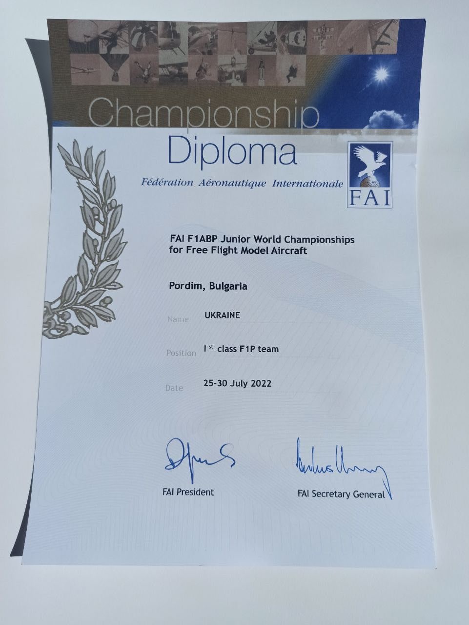 Школьник из Харькова победил на чемпионате мира по авиамодельному спорту.