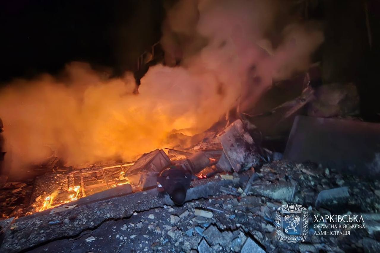 Ночной удар по Харькову и пригороду: снова пострадал почтовый терминал, есть погибшие.