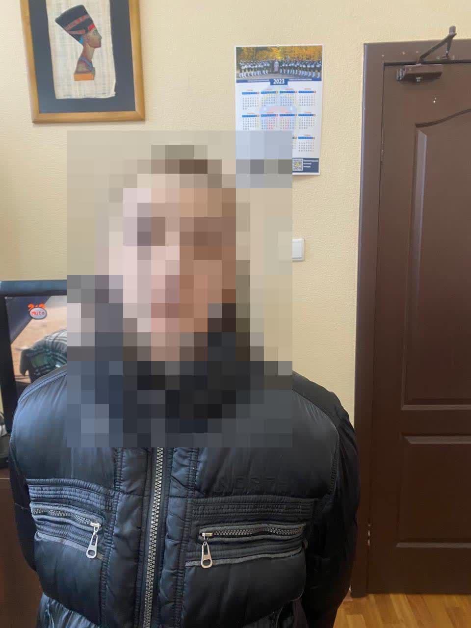 На Харківщині троє підлітків забили чоловіка до смерті та зняли це на відео.