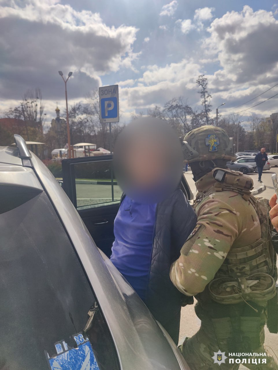 Двое харьковчан вывозили скрывающихся от мобилизации за границу.