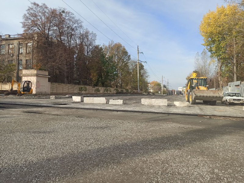 У Харкові завершують реконструкцію на вулиці Весніна.