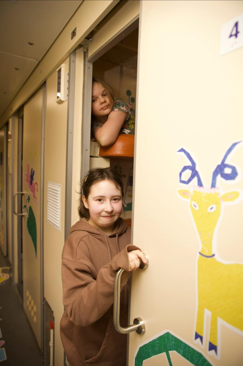 Потяг №001/002 Харків &ndash; Івано-Франківськ укомплектували дитячими вагонами.