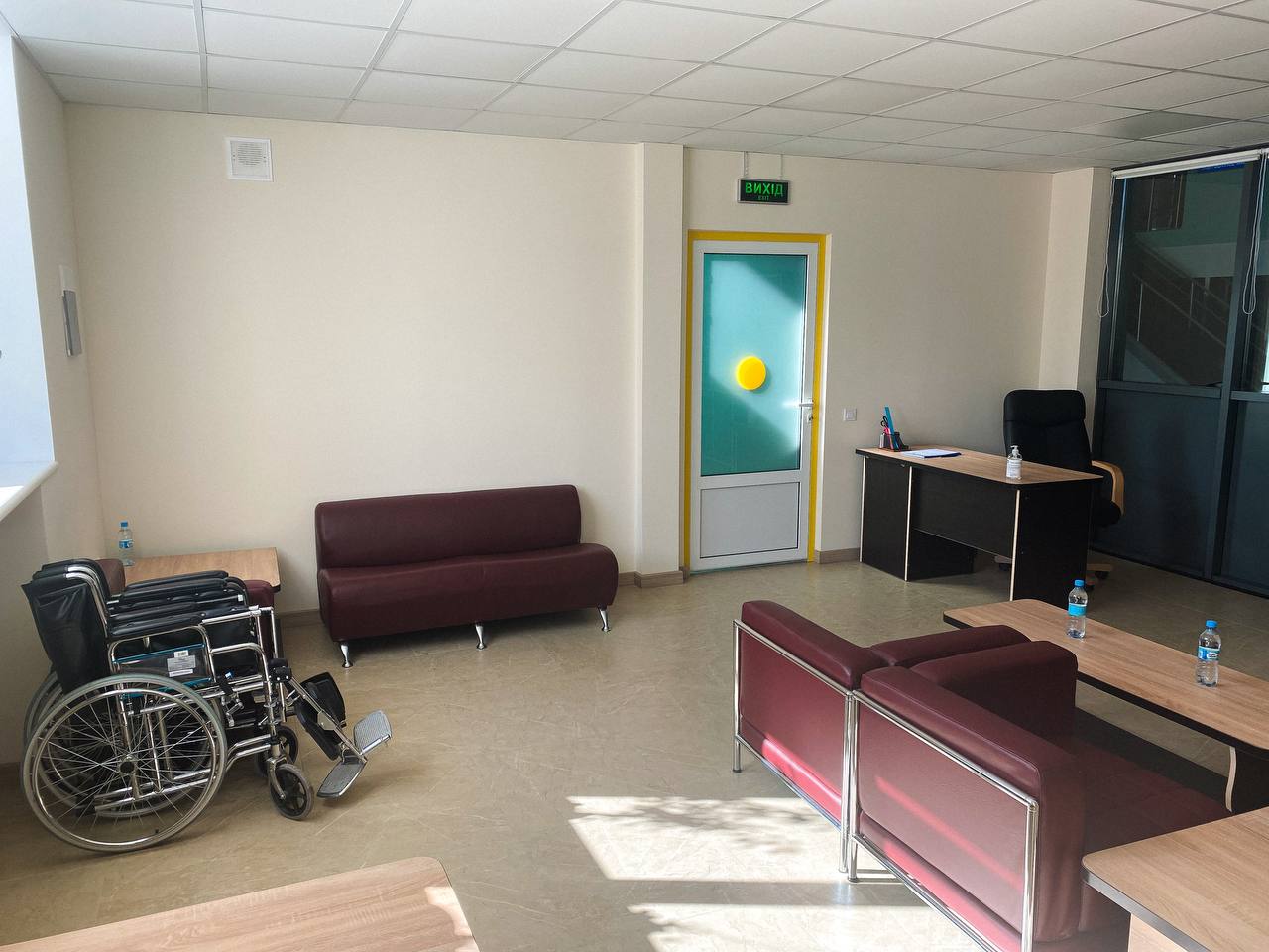 На харківському вокзалі відкрили зал очікування для осіб із інвалідністю.