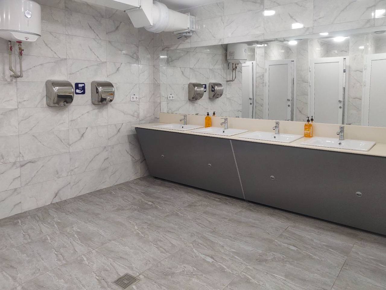 На харківському вокзалі відкрили зал очікування для осіб із інвалідністю.