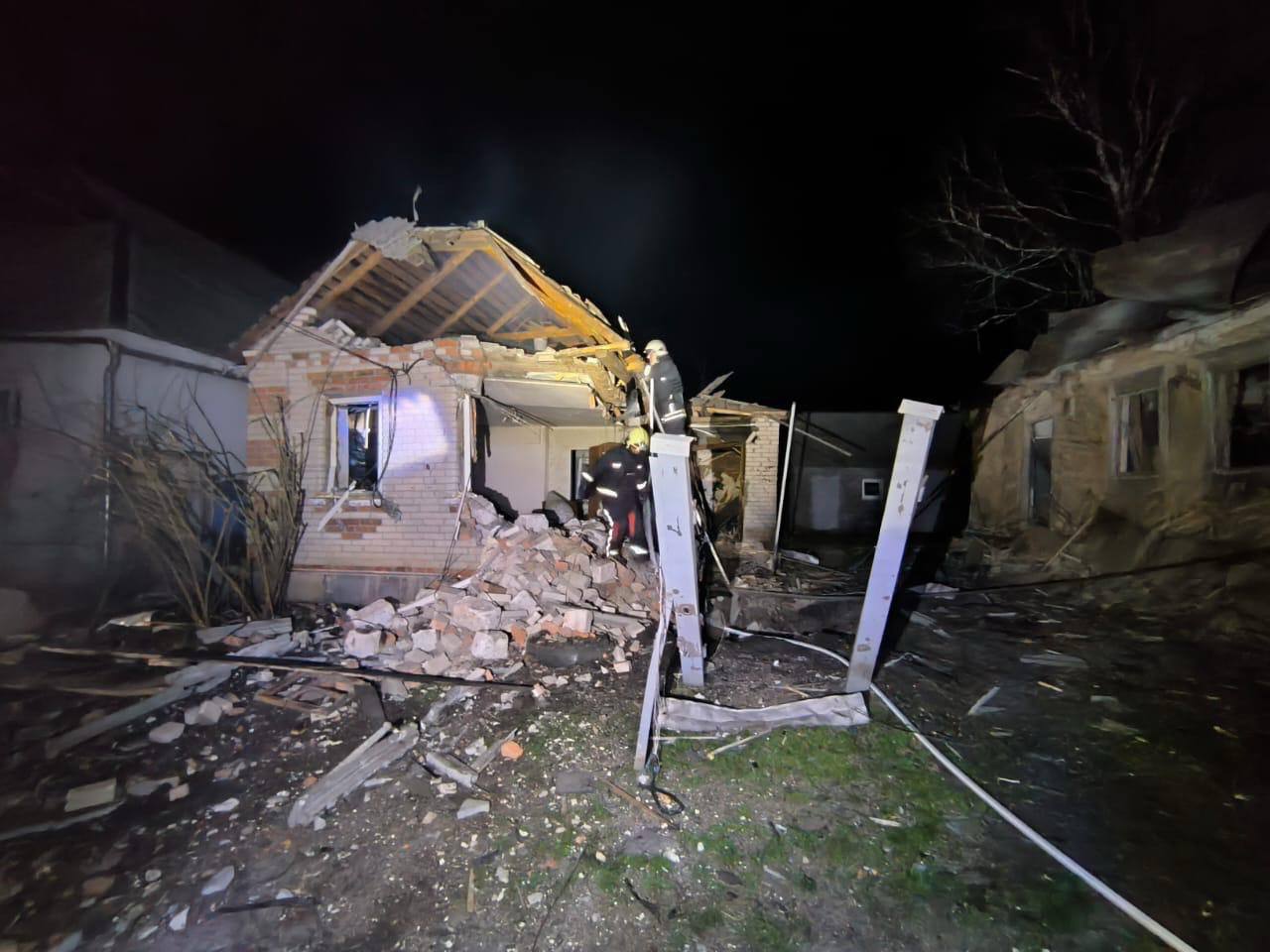 РФ ударила БпЛА по больнице в Золочеве.