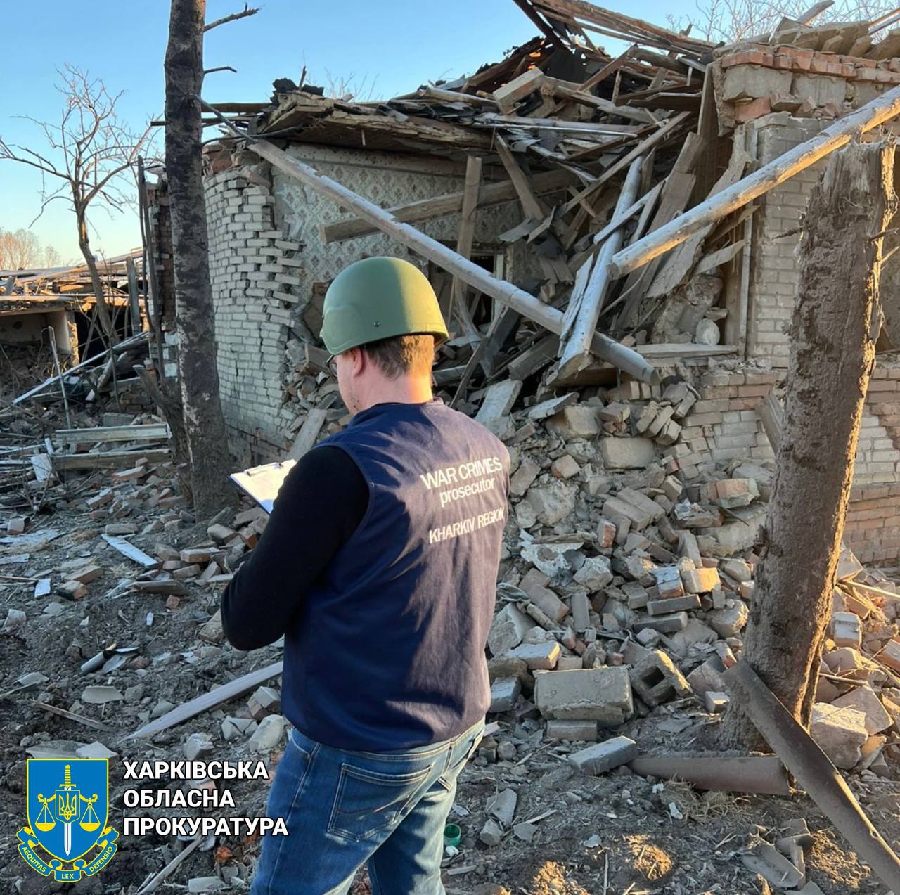 Трое пострадавших, среди них ребенок: пПрокуратура показала последствия обстрела КАБами Золочева.