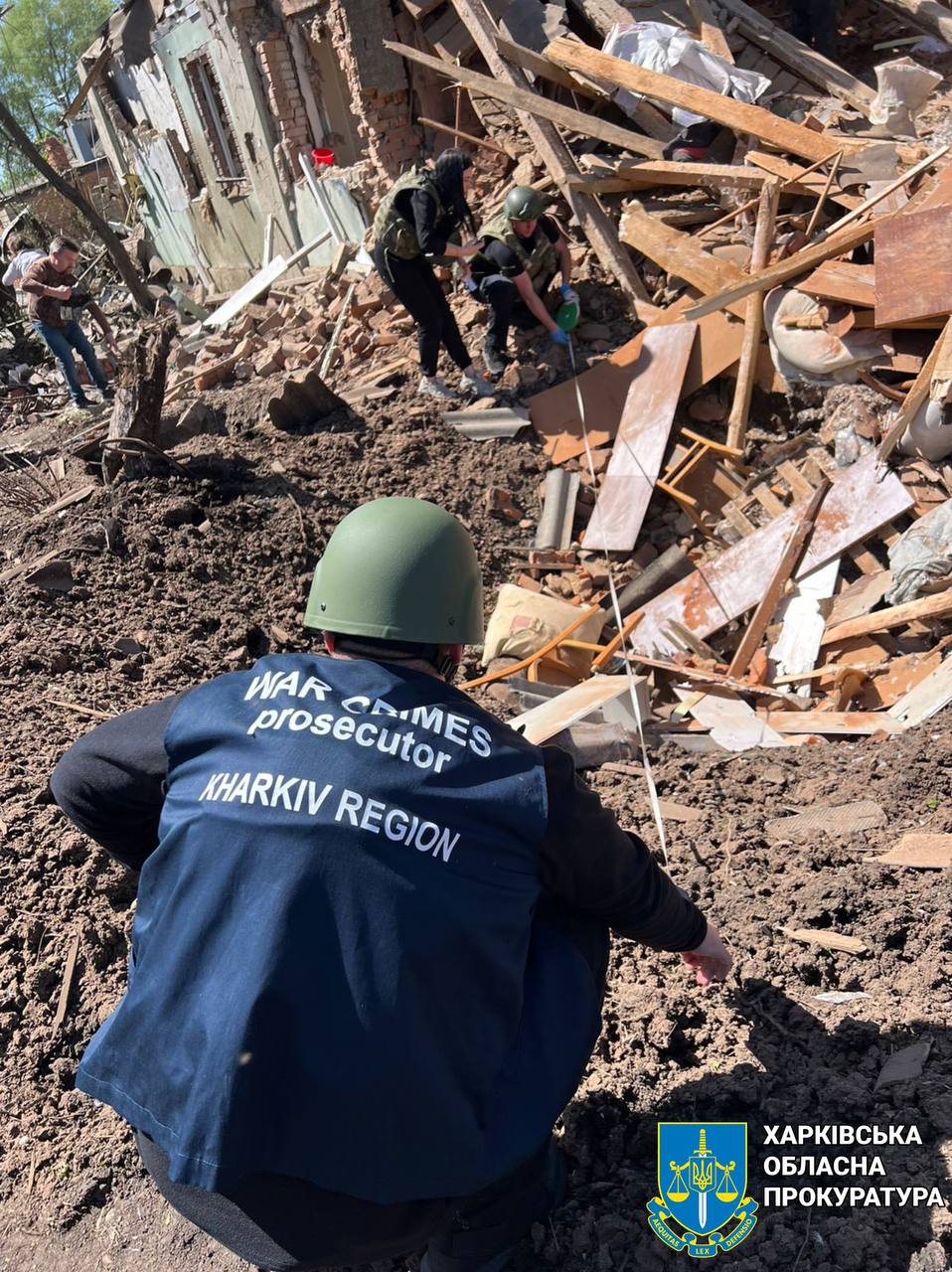 В Золочеве в результате обстрела есть погибшие и раненые.