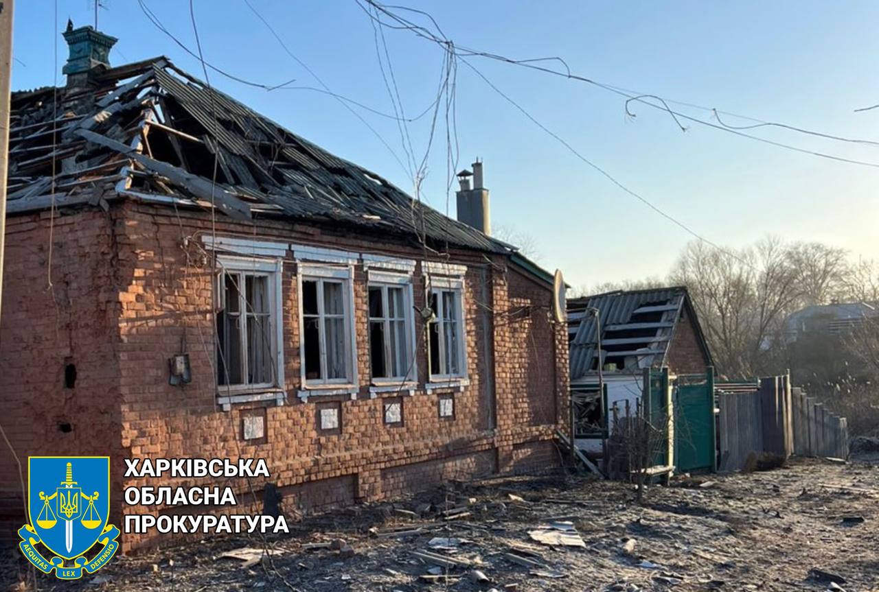 Трое пострадавших, среди них ребенок: пПрокуратура показала последствия обстрела КАБами Золочева.