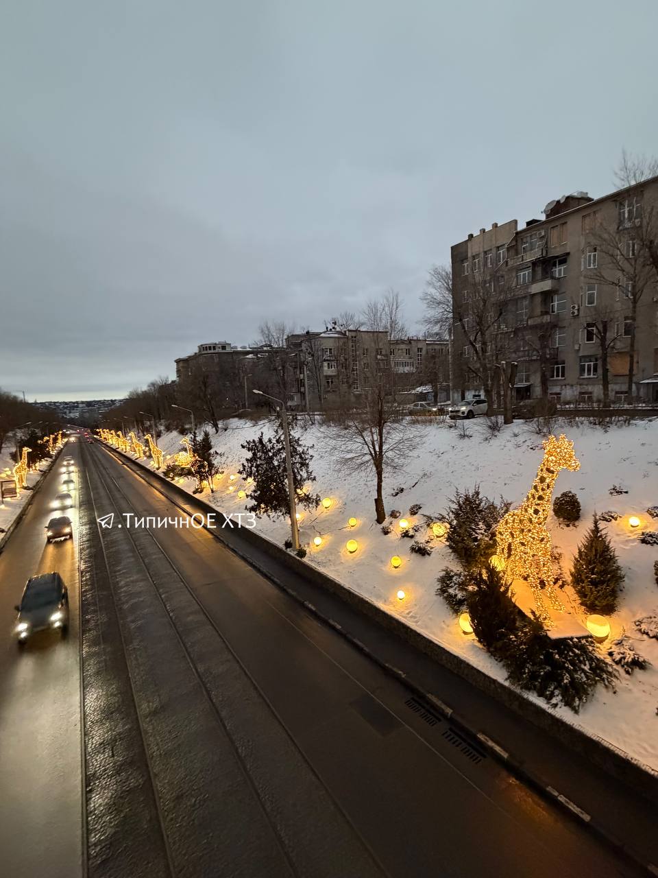 На Клочковском спуске зажглись световые инсталляции (фото, видео) фото 2 1