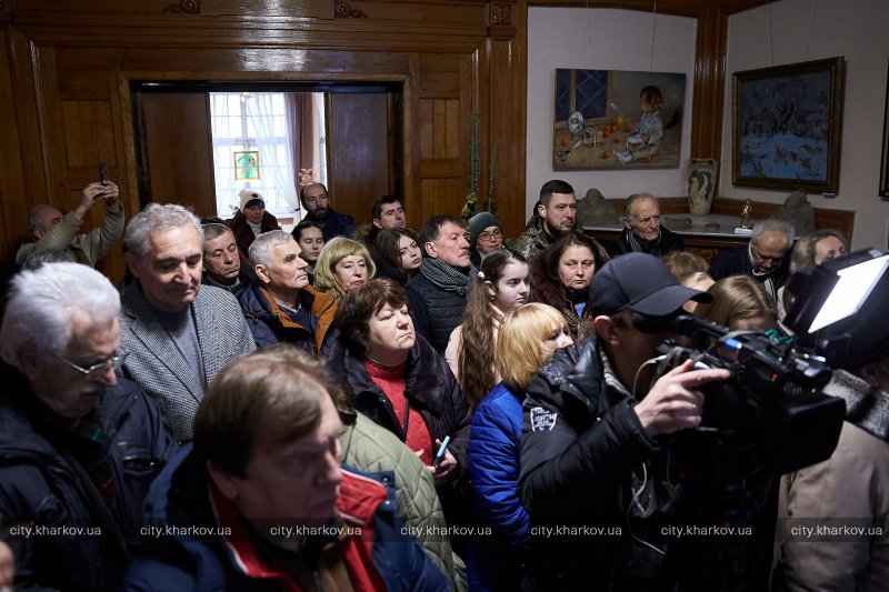 В Харкові відкрилась виставка "Мистецтво крізь призму війни"