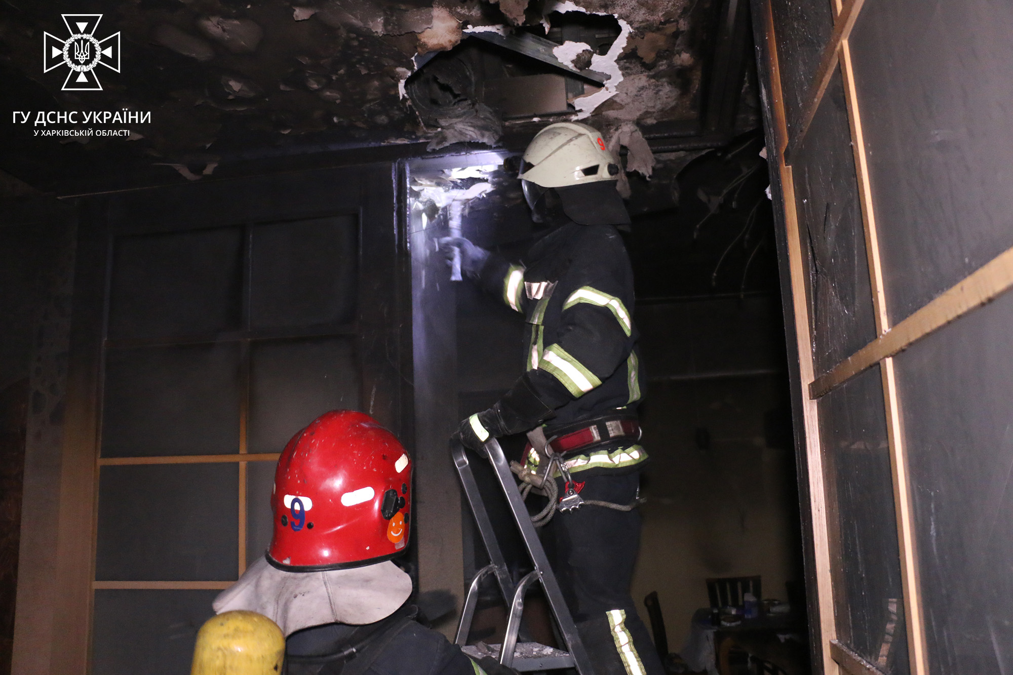 В квартире в центре Харькова взорвалась электрическая батарея &ndash; фото: www.facebook.com/DSNSKHARKIV