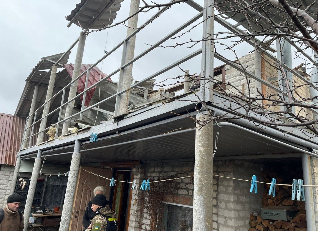 В полиции показали последствия российских обстрелов в Харьковской области